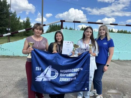 ВТетюшах прошел  районный конкурс среди девушек-автомобилисток