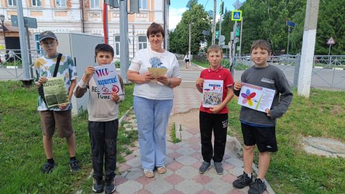 В Тетюшах прошла акция ко Дню борьбы с наркоманией: «Мы выбираем жизнь!»