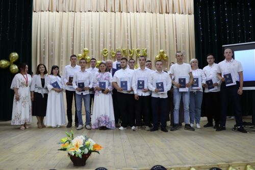 Тәтеш авыл хуҗалыгы техникумында дипломнар тапшыру тантанасы булды