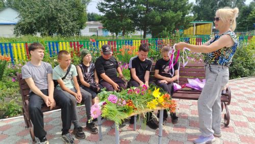 Мастер-класс «Цветы бывают разные!» прошел в Тетюшском районе Татарстана