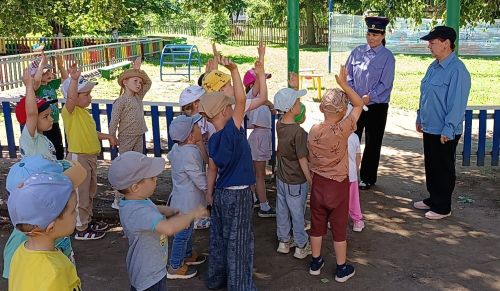 В детском саду «Берёзка» города Тетюши прошел квест по ПДД
