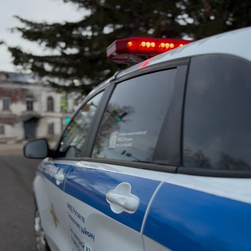 Обязан сдать водительское удостоверение