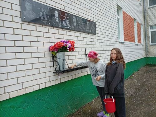 «Свои герои»: в Богдашкинской библиотеке почтили память земляков