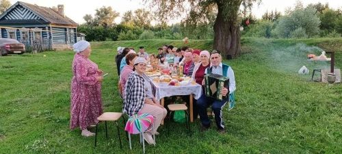 Алабирде авылының Париж Коммунасы урамында чын бәйрәм рухы булды