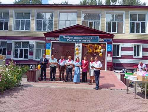 Тоншерминская школа отметила свой 50-летний юбилей