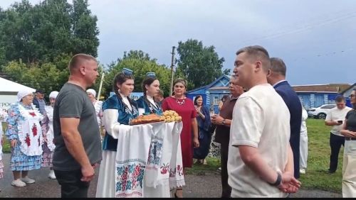 Түбән Тарханда Авыл көнен бәйрәм иттеләр
