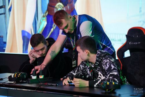 Чемпионат по беспилотным технологиям стартовал в Казани