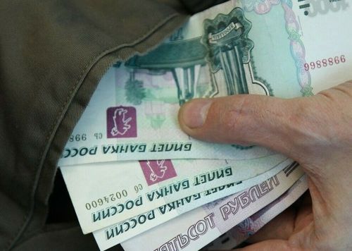 Жительница Тетюш заявила о мошенничестве с кредитом в банке