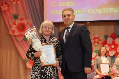 В Тетюшах наградили работников отрасли культуры