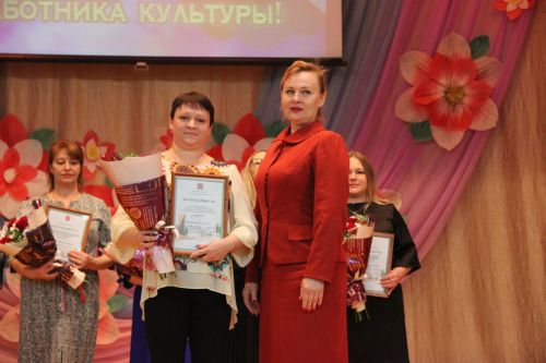 В Тетюшах наградили работников отрасли культуры
