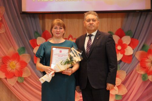 В Тетюшах наградили работников отрасли культуры