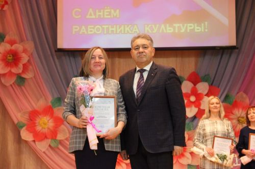 В Тетюшах наградили работников отрасли культуры