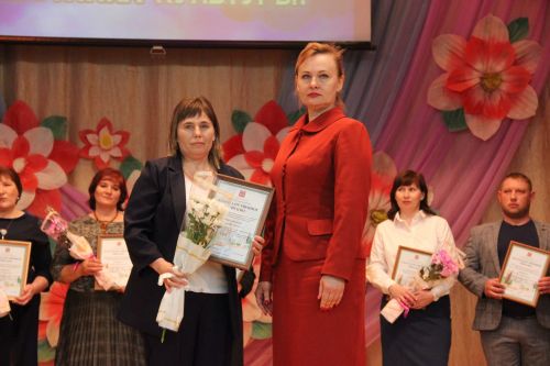 В Тетюшах наградили работников отрасли культуры