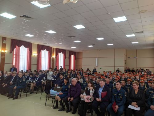 Тәтеш гражданнарны яклау көллиятендә Коткаручылар көненә багышланган концерт булды