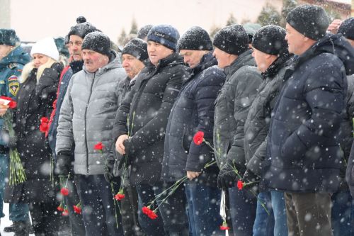 В Тетюшах прошел митинг «Афганистан – без права на забвение»