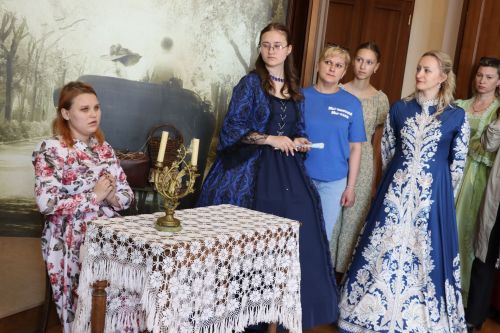 Усадьба Молоствовых в Долгой Поляне стала местом проведения «Пушкинского бала»