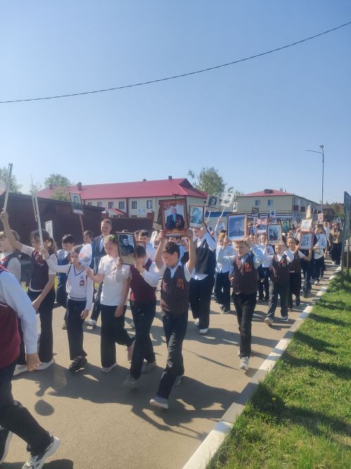 Акция "Бессмертный полк" в Тетюшской СОШ N2