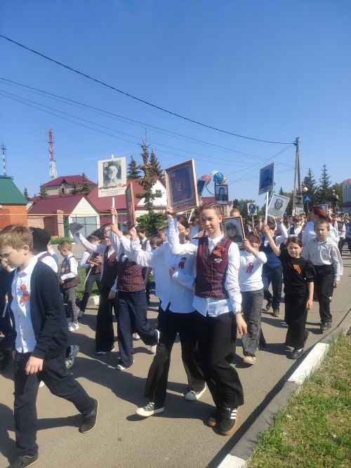 Акция "Бессмертный полк" в Тетюшской СОШ N2