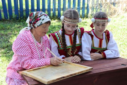 Республиканский праздник мордовской культуры "Валда шинясь"