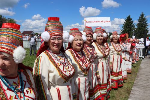 Республиканский праздник мордовской культуры "Валда шинясь"