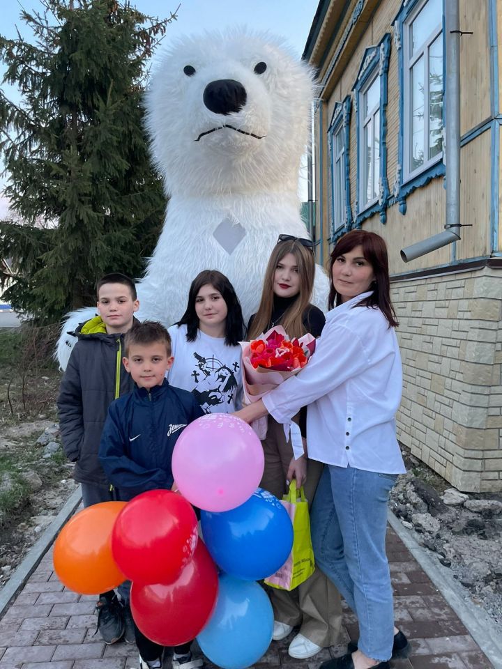 Регина Палачева: " Дети, что цветы: уход любят"