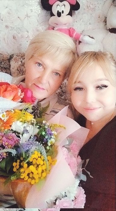 Как же это прекрасно, когда ты рядом с мамой!