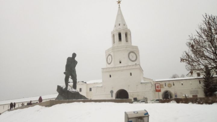 В Тетюшской школе провели мероприятие «День рождения поэта. Муса Джалиль»