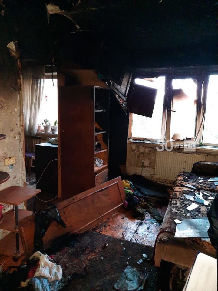 В Татарстане, благодаря сигналу пожарного извещателя,  от огня удалось спастись 7 жителям многоквартирного дома