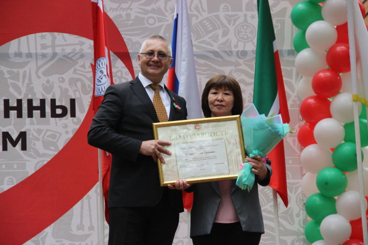 Благодарственным письмом Кабинета Министров Республики Татарстан награждена тетюшанка