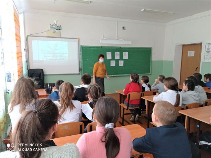 Алабирде урта мәктәбендә Бөек Ватан сугышы вакыйгаларына карата чаралар узды