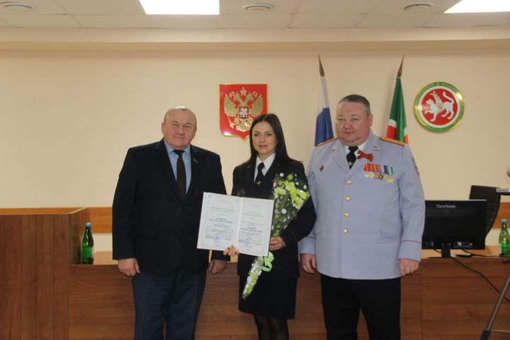 Почетной грамотой главы Тетюшского муниципального района награждены сотрудники полиции