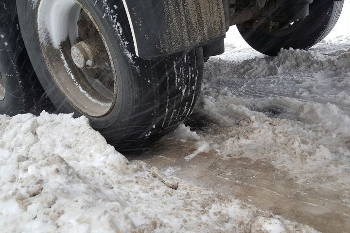 На трассе М5 в Татарстане временно ограничено движение грузовиков и автобусов