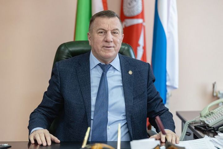 По случаю праздничной даты к жителям ­Тетюшского района обращается глава района