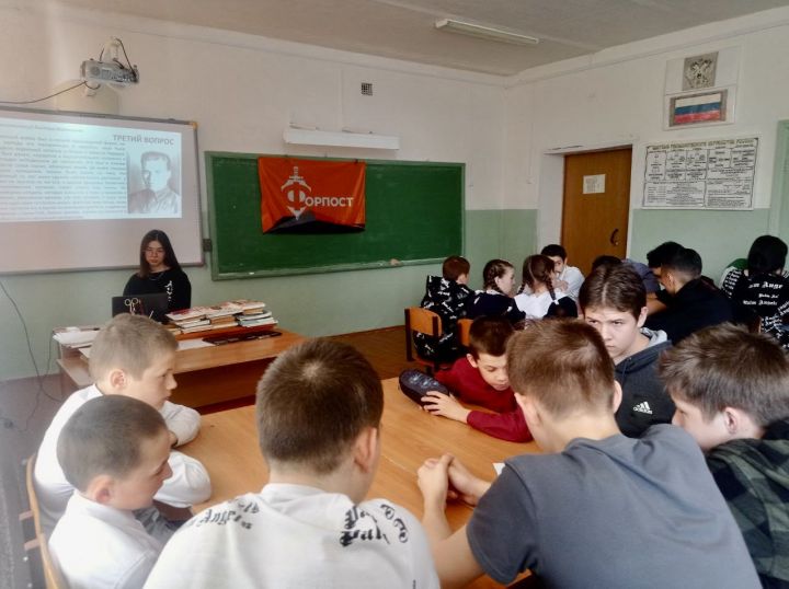 Алаберда урта гомуми белем бирү мәктәбендә «Яшәү өчен хәтерләү» квизын үткәрделәр