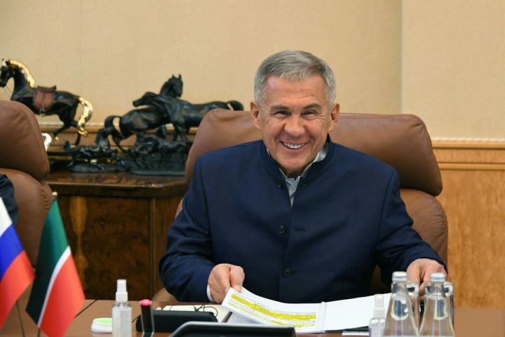 Минниханов обратился к православным татарстанцам в связи с Рождеством Христовым