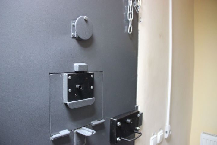 Татарстанец сядет за решетку на 6 месяцев за нанесение побоев брату