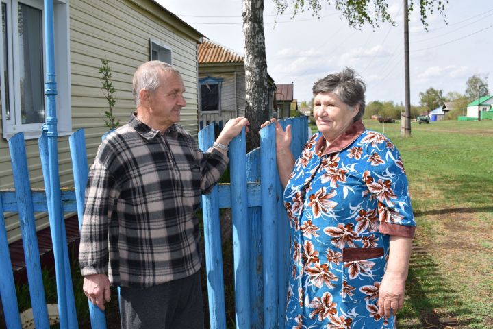 И нисколько мы с тобой не постарели...