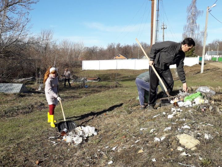 Субботники в Тетюшах продолжаются