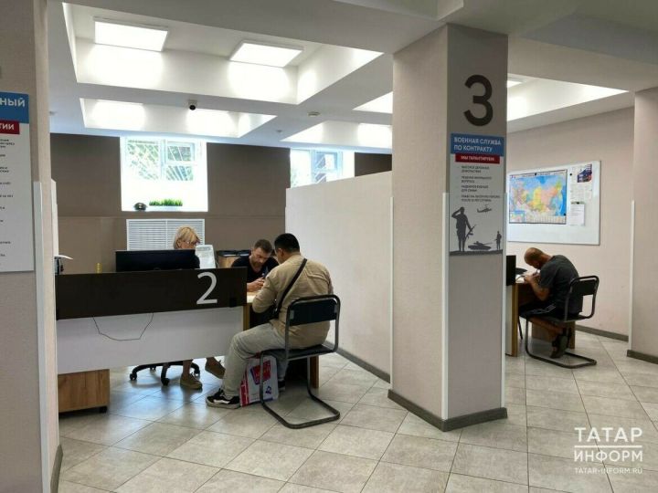 Через центр «Батыр» на контрактную службу записались более двух тысяч человек