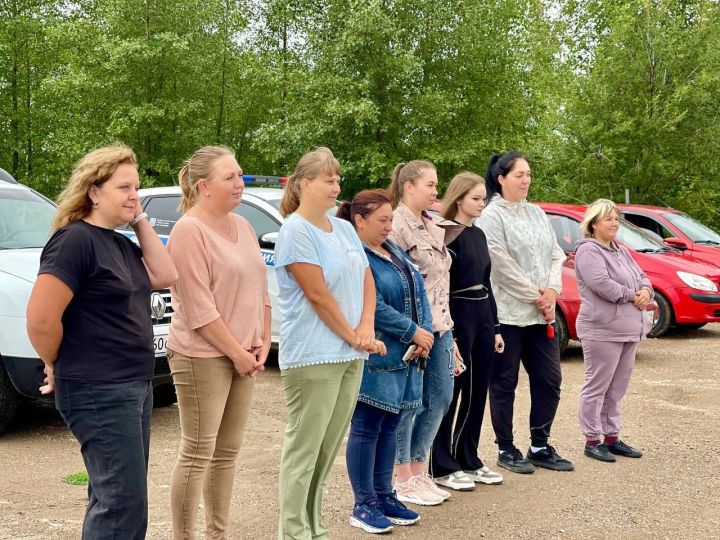 В Тетюшах состоялся районный конкурс водительского мастерства «АВТОЛЕДИ 2024»