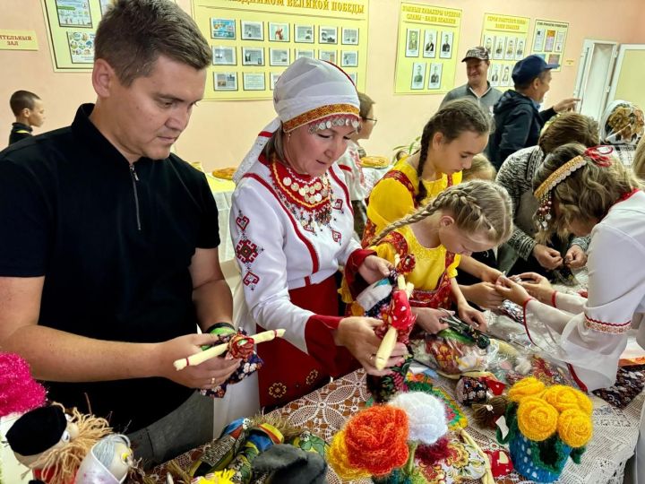 Фольклорный праздник «Спас – веселья час»