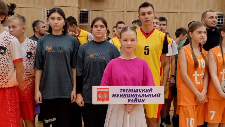 В Буинске прошёл дивизиональный этап чемпионата школьной баскетбольной лиги «КЭС‑БАСКЕТ»