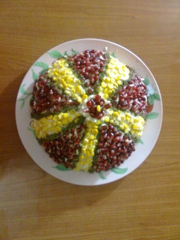 Гөлия Стрюковадан “Мономах бүреге” салаты