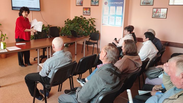 Будущие пенсионеры Тетюш познакомились с правилами выхода на пенсию