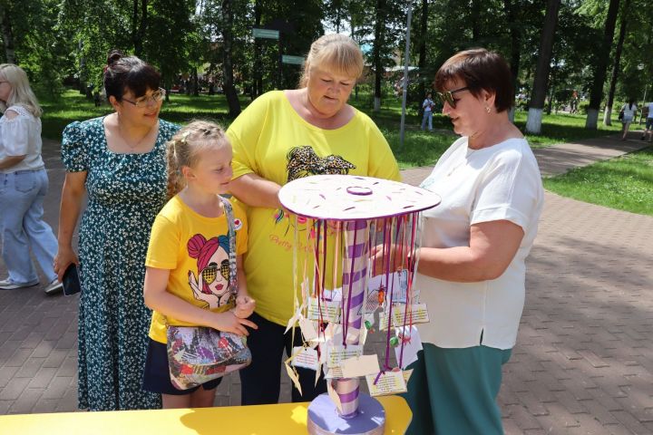 В Тетюшах провели «Праздник детства встречаем, День защиты детей отмечаем»