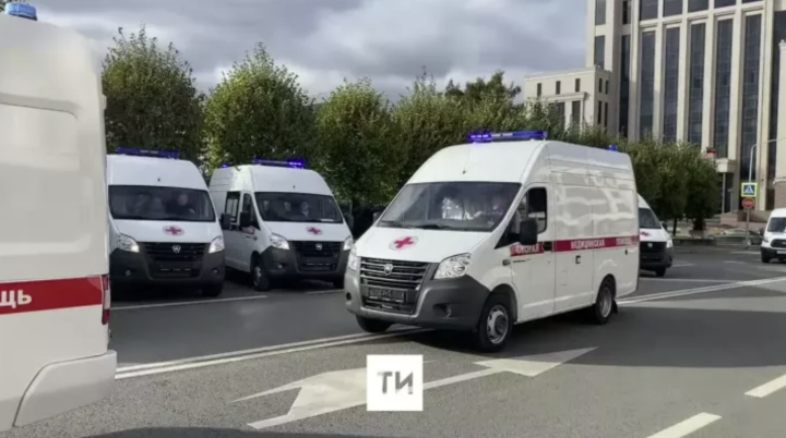 Ужесточение наказаний за непропуск автомобилей со спецсигналами: новые поправки в КоАП РФ