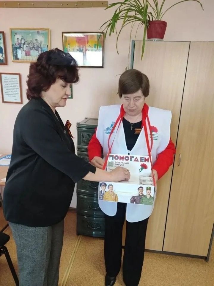 Тетюшане поддержали акцию «Красная гвоздика»