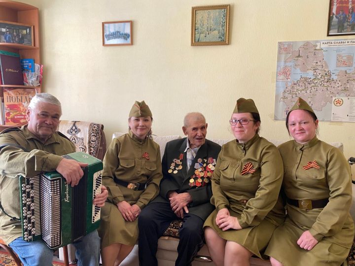 «В гости к ветерану»: визит к Ивану Николаевичу Авдонину