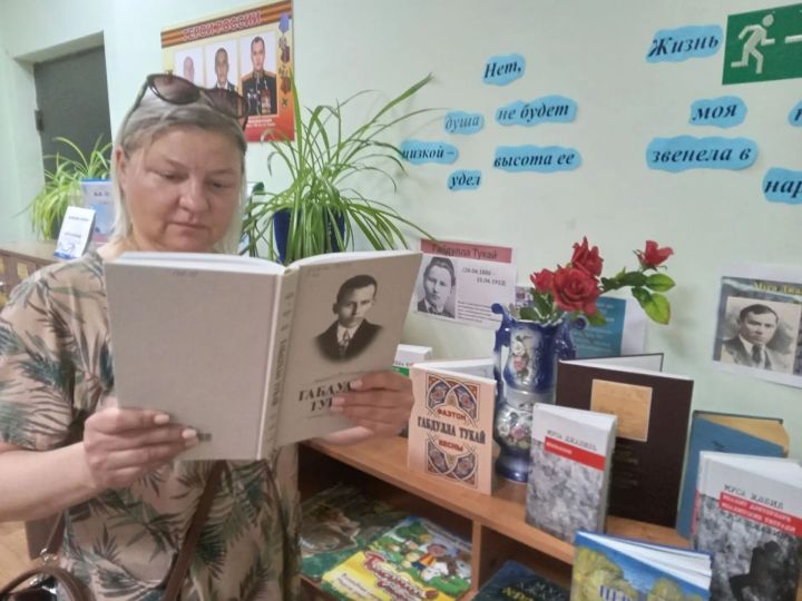 Жители Тетюшского района участвуют в проекте «Тукайны бергәләп укыйбыз. Читаем Тукая вместе»
