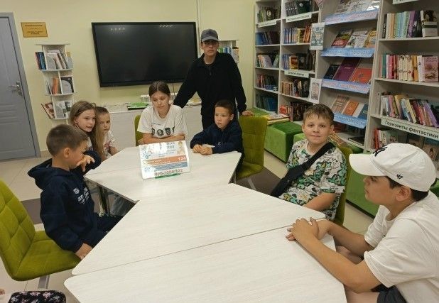 Работники культуры в Кляшево рассказали детям о Телефоне доверия